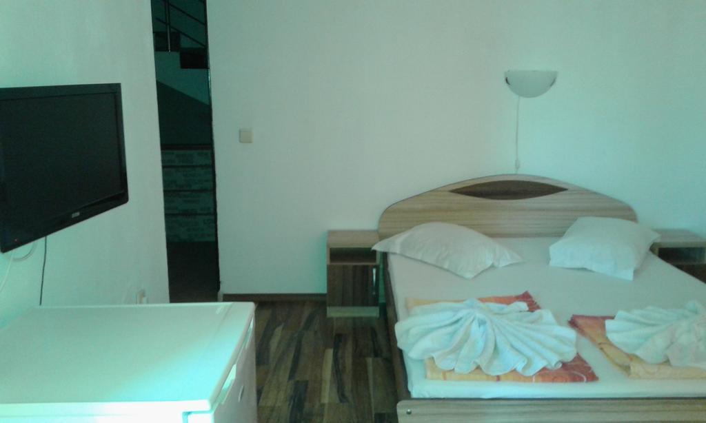 Zora Guest House Primorsko Camera foto