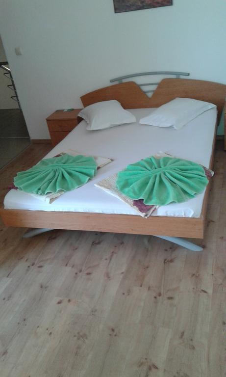 Zora Guest House Primorsko Camera foto