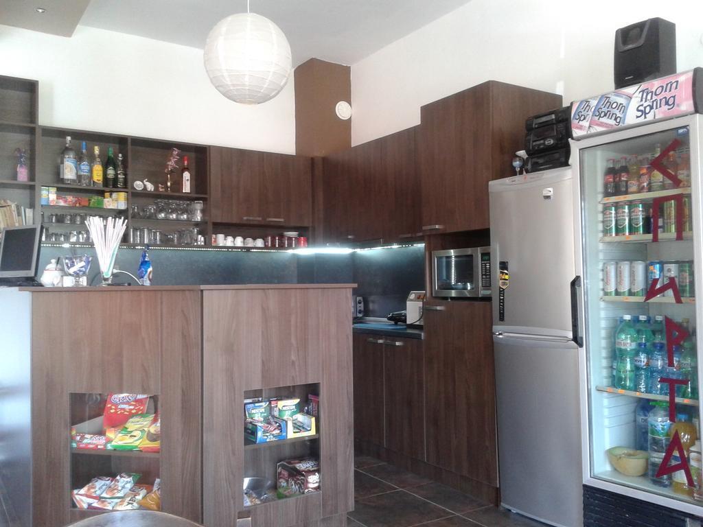 Zora Guest House Primorsko Esterno foto